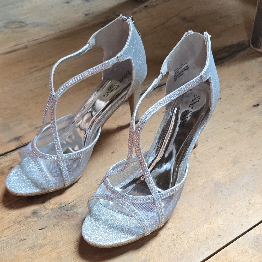 Elegant Silver Strappy Heels